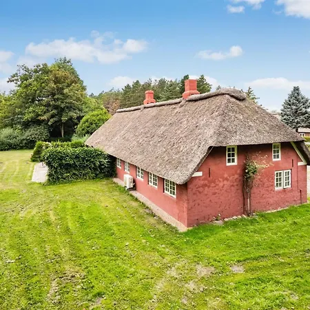 Yrjoe - 2-5km From The Sea By Interhome * Vesterhede