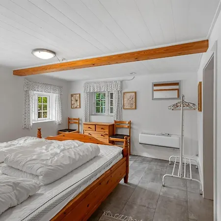 Yrjoe - 2-5km From The Sea By Interhome * Vesterhede