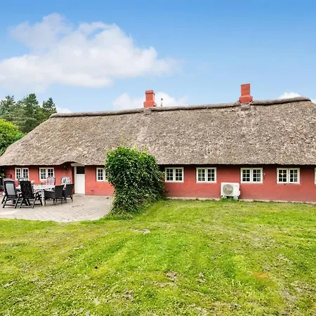 Yrjoe - 2-5km From The Sea By Interhome Ferienhaus *